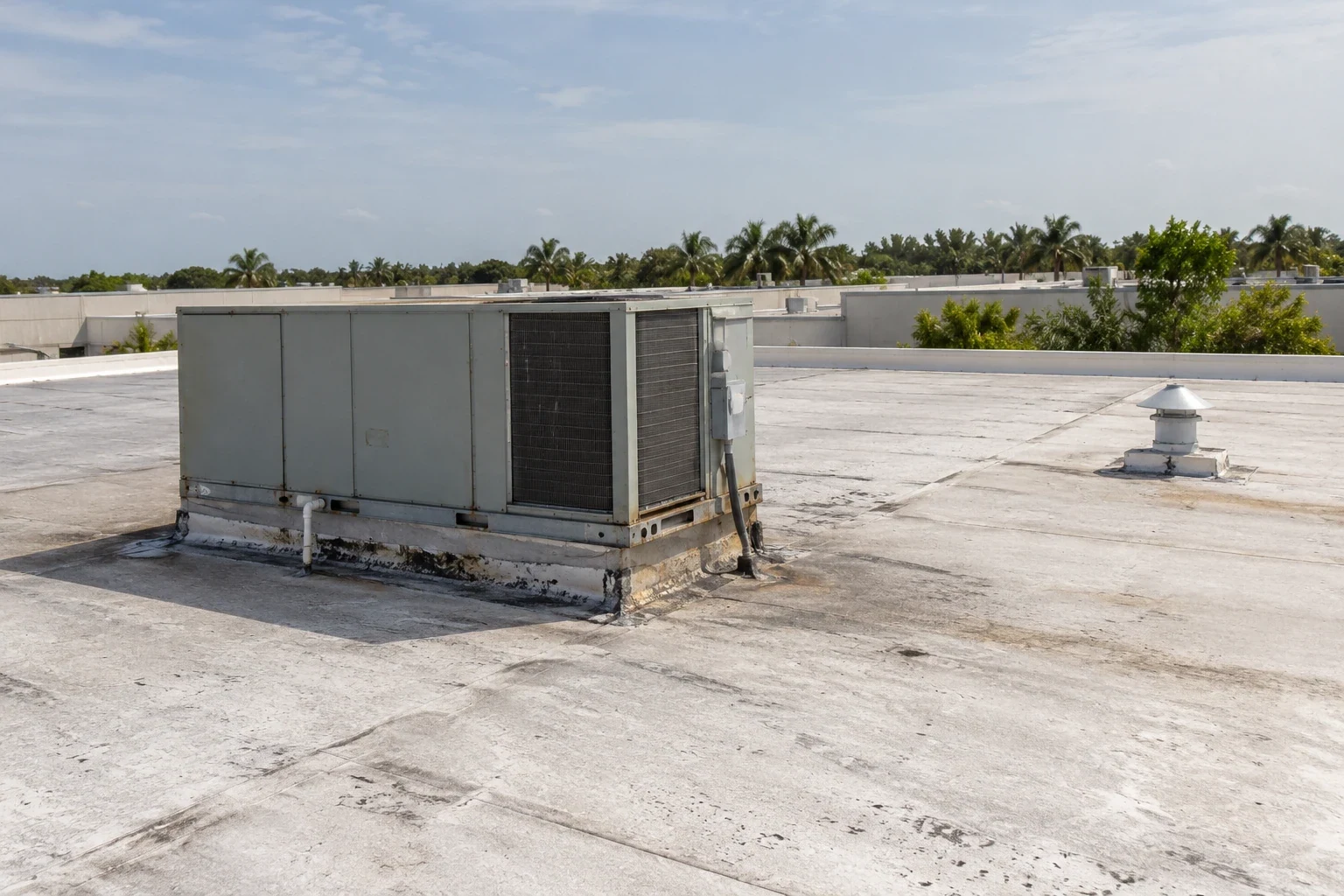 Commercial Roofing in NorthStar Industrial Park, Conroe, TX