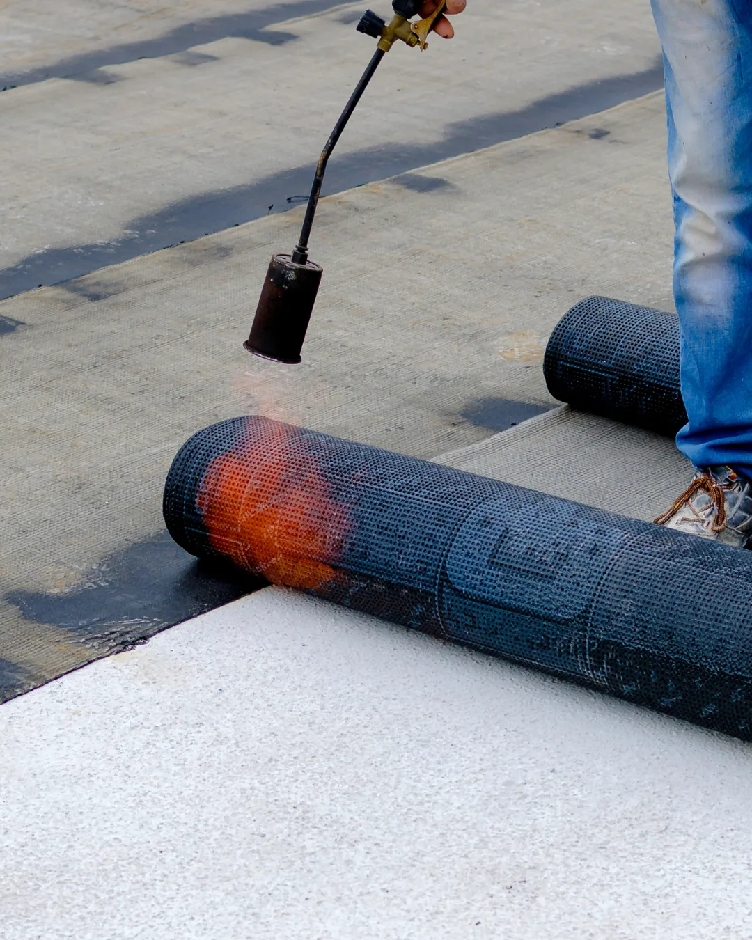 Commercial KEE Roofing in Conroe, TX