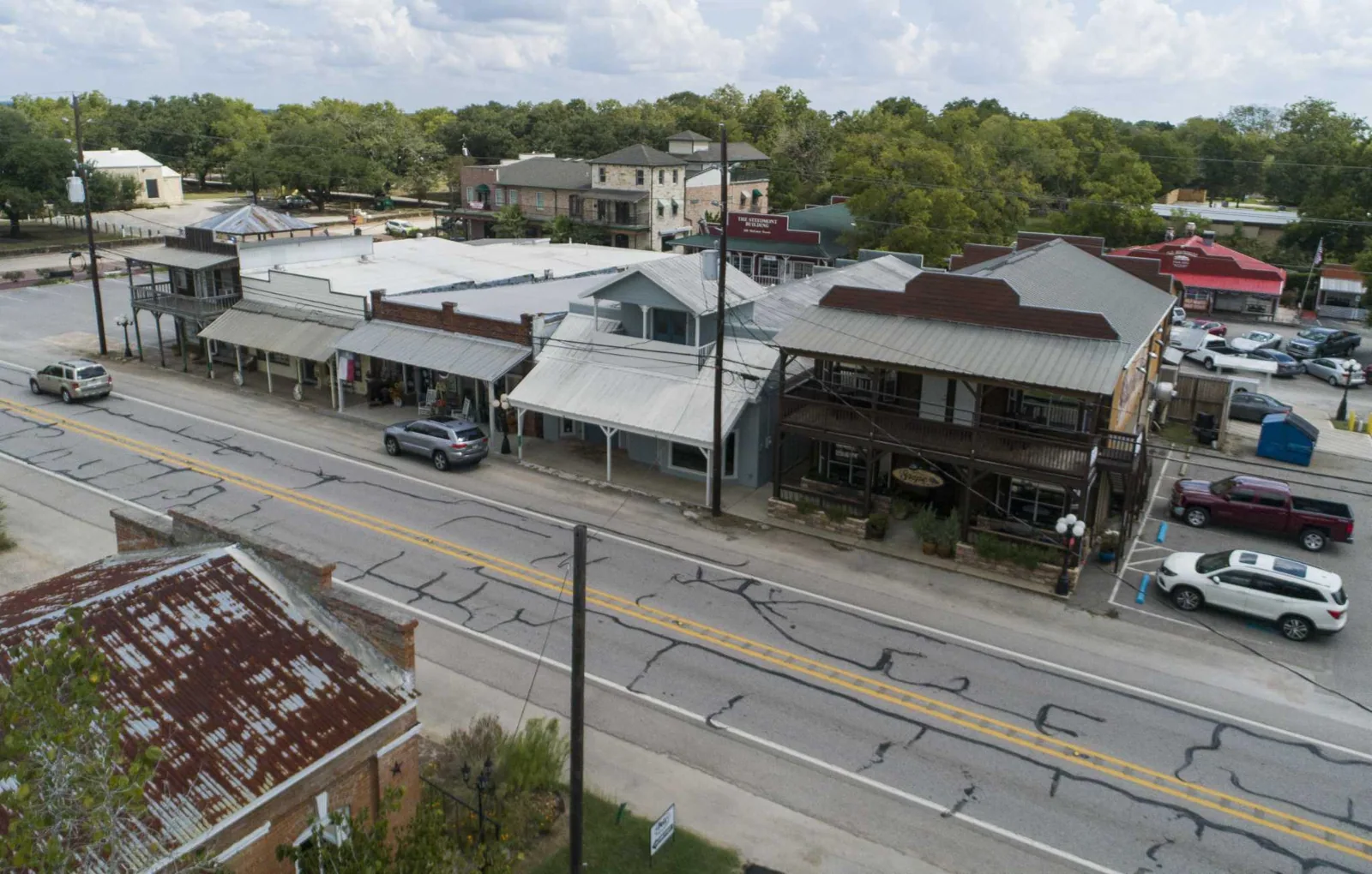 Commercial Roofing in Historic Downtown Montgomery, Montgomery, TX